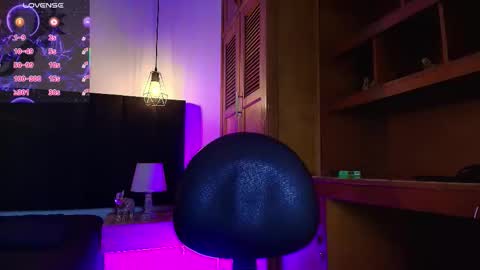  W O L F  online show from March 17, 11:26 am