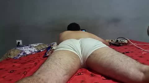 Snapshot of wolfrot chatting on October 24, 4:46 am wolf boy online show from October 24, 4:46 am