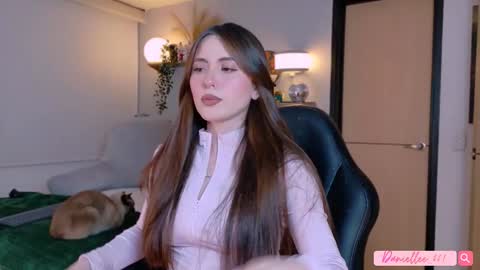   online show from February 3, 3:04 am