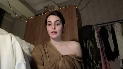 Stia online show from January 19, 2:38 pm