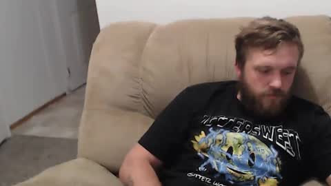 Snapshot of woodmaster96 chatting on October 6, 5:09 pm Woodmaster96 online show from October 6, 5:09 pm