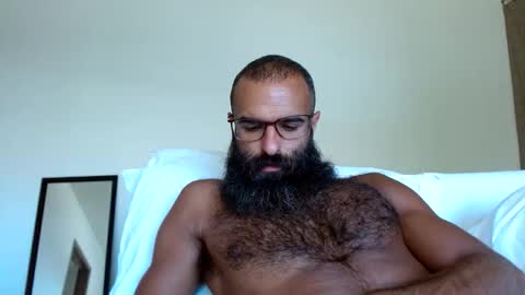 woof_wolf37 online show from June 9, 5:12 pm