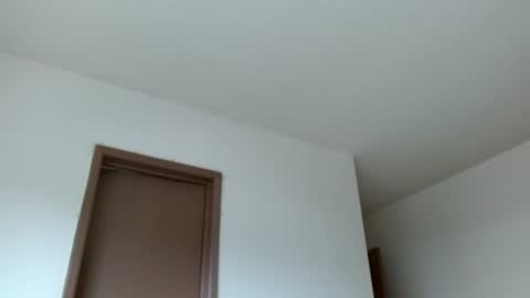 woof_wolf37 online show from June 23, 4:35 pm