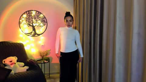 dudetta Kim online show from November 28, 3:52 pm