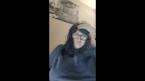 Clementine  online show from April 28, 8:13 pm