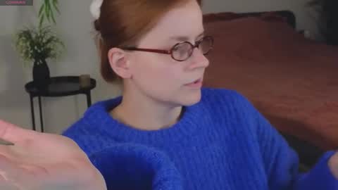 Rebecy online show from September 30, 1:43 pm