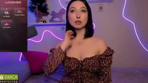 Sue online show from January 18, 5:27 am