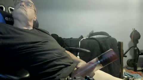 Snapshot of wowsers2022 chatting on October 24, 6:58 am wowsers2022 online show from October 24, 6:58 am