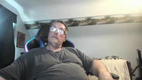 Snapshot of wowsers2022 chatting on March 3, 9:05 pm wowsers2022 online show from March 3, 9:05 pm