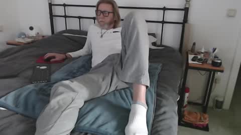 WyattEarp64 online show from February 19, 8:44 am