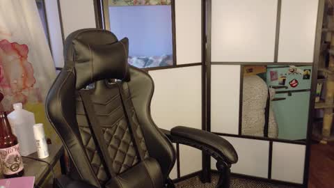 Wyatt online show from February 26, 10:57 pm