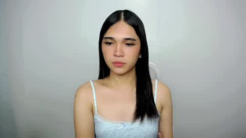 xairah_doux online show from April 28, 2:49 am