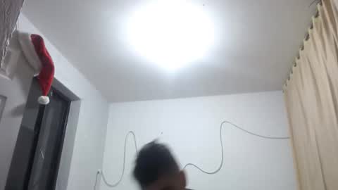 xalejo_max online show from December 5, 1:05 am