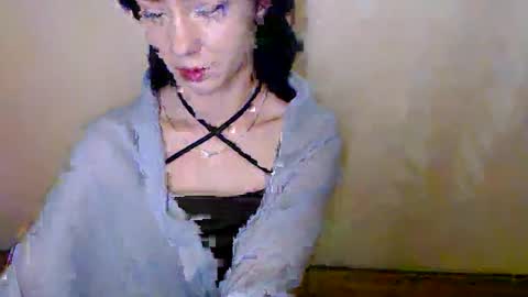 xan_ex online show from April 8, 6:33 pm