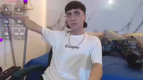 xandergrey8 online show from March 21, 8:24 pm