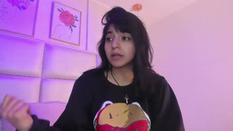 xara_u online show from June 9, 10:42 pm