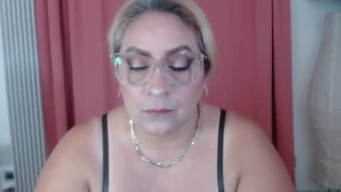 Elena online show from July 3, 8:19 am