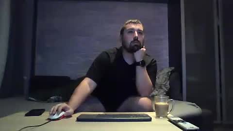 xfikusx44 online show from December 16, 5:47 am