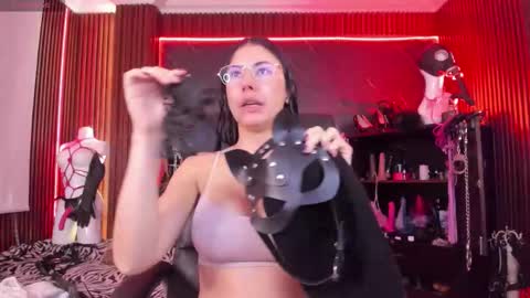 XiaQueen   I M online show from December 16, 12:00 pm