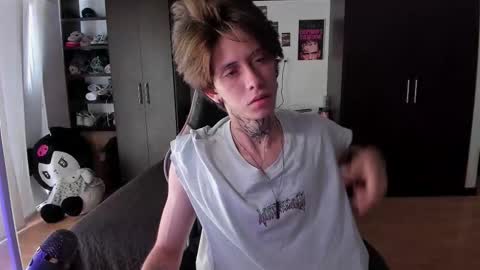 xIce Boy online show from February 14, 1:58 pm