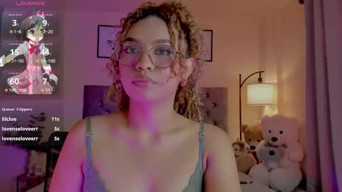 camila online show from March 3, 6:15 pm