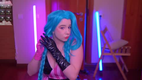 Snapshot of xlanabunny chatting on January 8, 10:15 am xlanabunny online show from January 8, 10:15 am