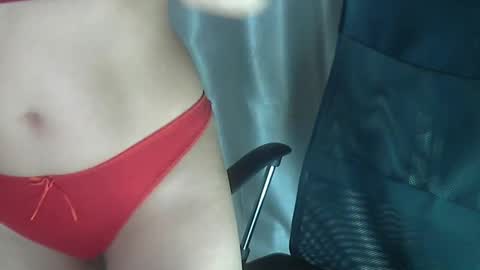 xlorax77703 online show from October 19, 12:37 am