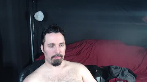 Snapshot of xmetalstudx chatting on February 3, 10:54 pm MetalstudMaster online show from February 3, 10:54 pm