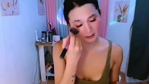 xmissalison online show from March 8, 5:00 am