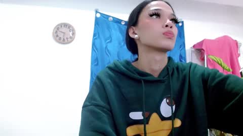 Snapshot of xmonaco88 chatting on October 15, 11:55 am monaco online show from October 15, 11:55 am