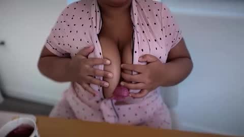 Isabella online show from May 25, 12:28 am