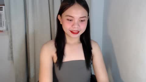 nathalie online show from February 24, 5:32 am