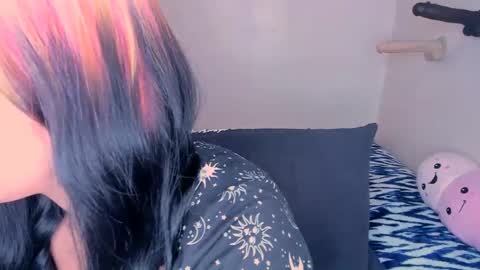 Rae  online show from February 24, 4:49 am