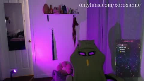 xoroxanne online show from March 21, 2:50 am