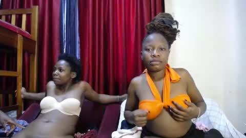 Xoxo online show from November 26, 8:33 am