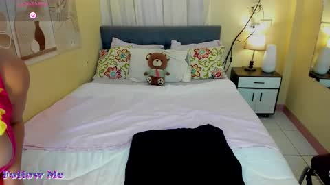 MISS  GODDESS  DOLLY  online show from November 18, 3:53 am