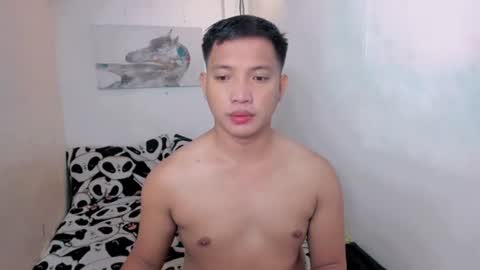xsebastian19 online show from August 2, 10:17 am