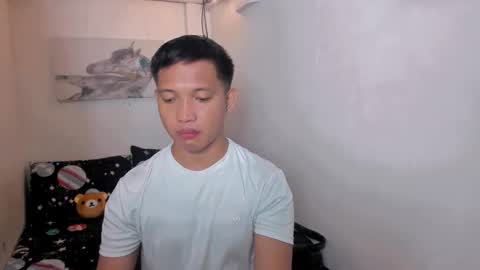 xsebastian19 online show from May 16, 4:20 am