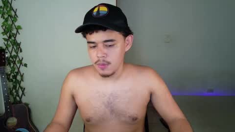 xtranherr online show from March 1, 12:59 am