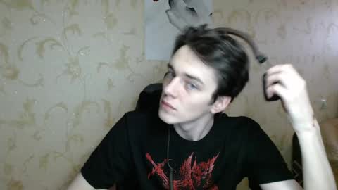 traqqq online show from March 20, 2:11 pm