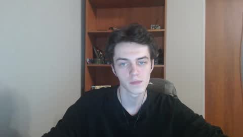 traqqq online show from November 22, 8:07 pm