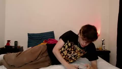 Cody  Akali online show from August 7, 4:11 am