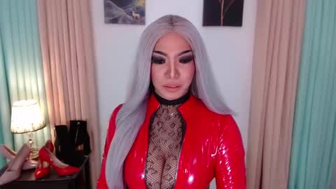 xxeroticdhaliaxx online show from October 26, 12:11 am