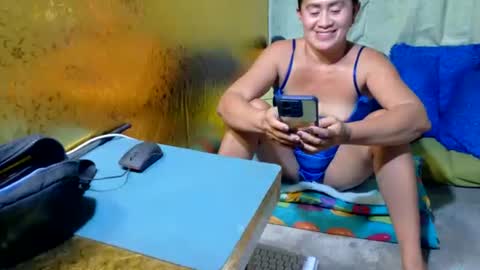 xxloveheart online show from April 9, 6:19 am