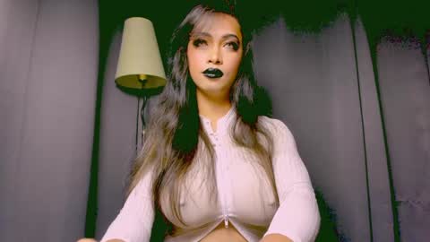 Lara online show from January 23, 5:10 pm