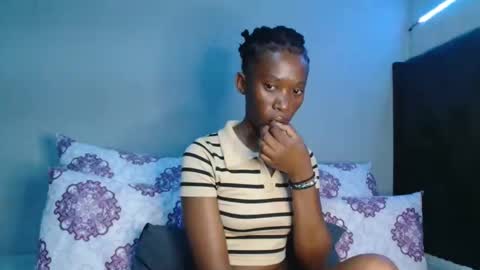 xxsexytalia28 online show from November 19, 6:50 pm