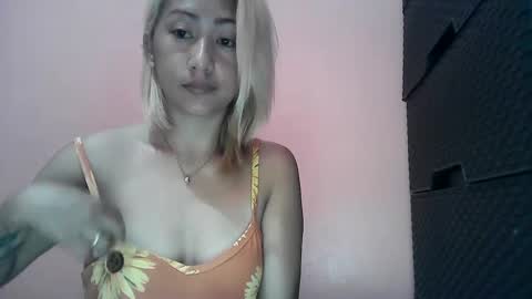 xxsugarpopxx online show from March 6, 5:22 pm