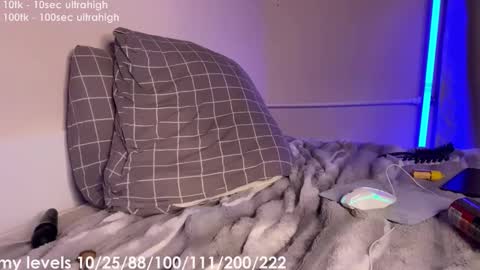 kristina    usually everyday here started  GMT3 online show from November 28, 5:31 pm