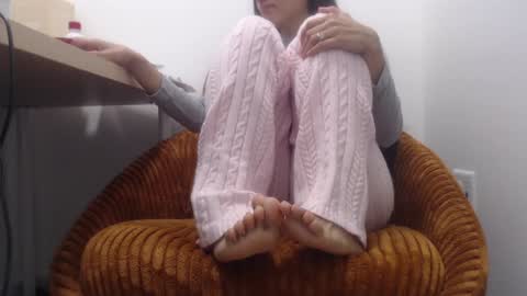 Lola online show from December 22, 11:54 am