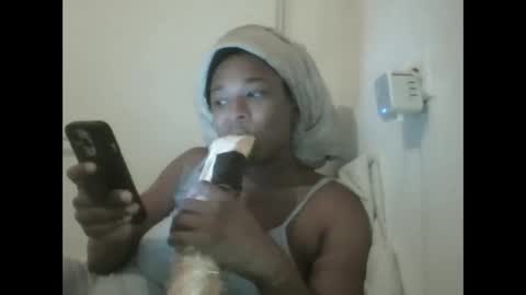 Danielle online show from April 12, 7:29 pm